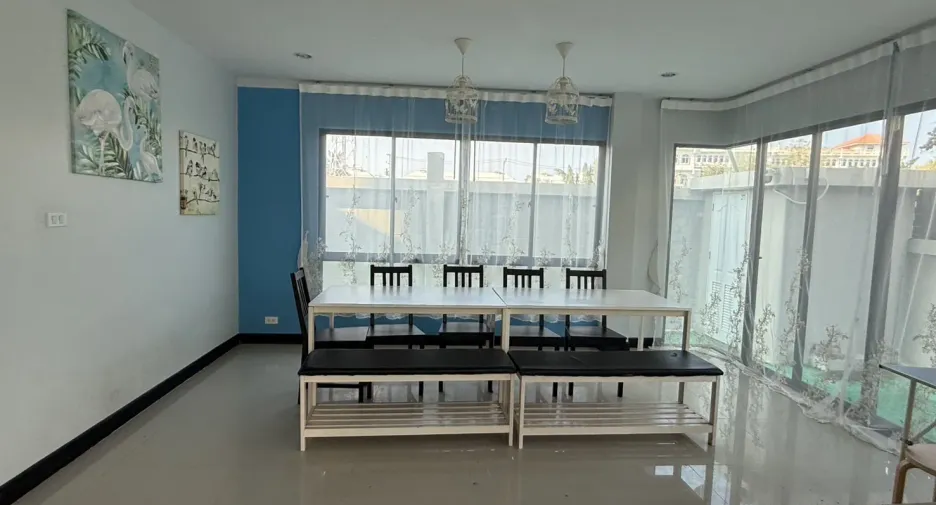 Casa adosada en alquiler de 3 habitaciones en Cha Am, Phetchaburi
