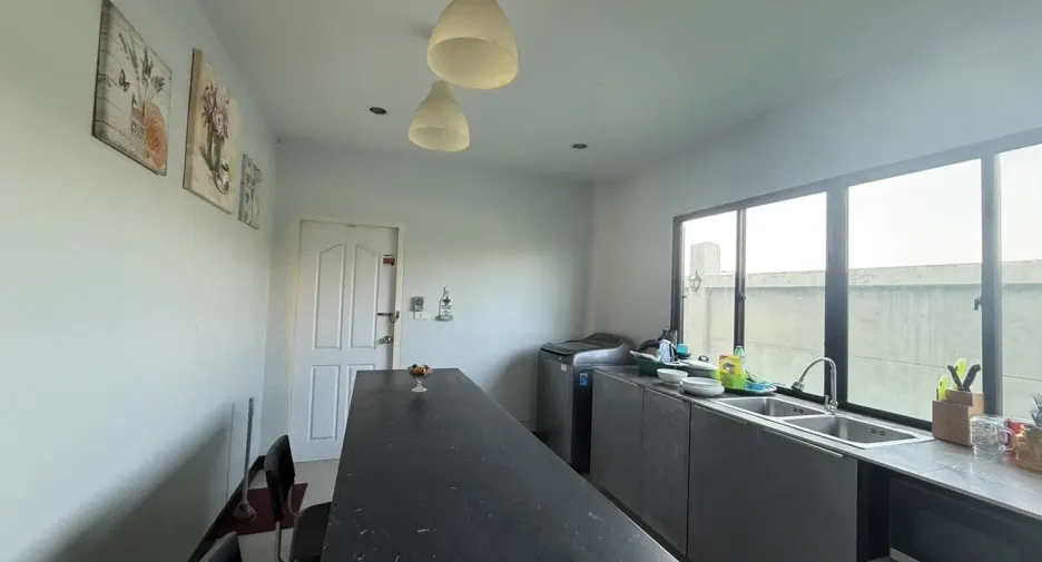 Casa adosada en alquiler de 3 habitaciones en Cha Am, Phetchaburi