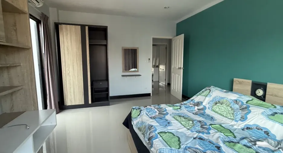 Casa adosada en alquiler de 3 habitaciones en Cha Am, Phetchaburi