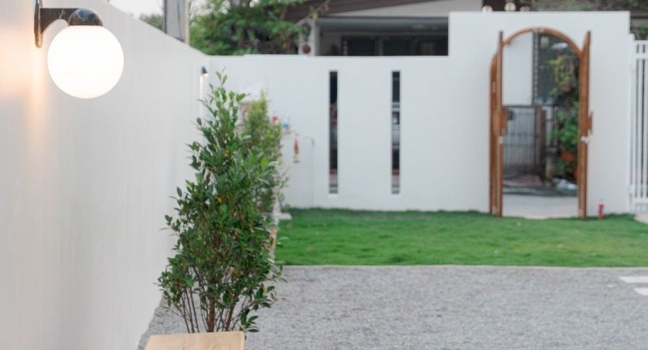 For sale 2 bedrooms house in Mueang Chiang Mai, Chiang Mai