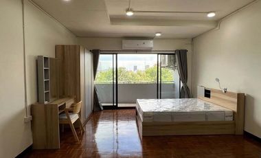 For sale studio condo in Phaya Thai, Bangkok