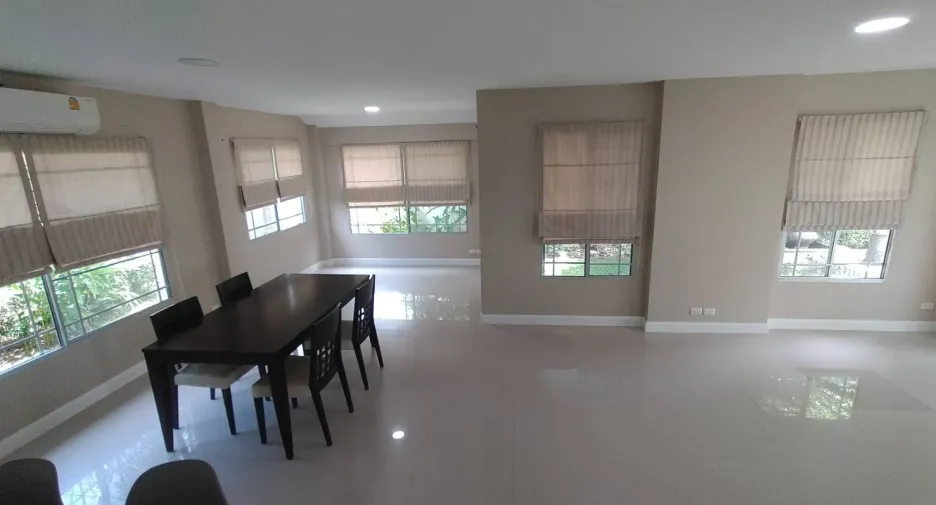 For rent 3 bedrooms house in Mae Rim, Chiang Mai