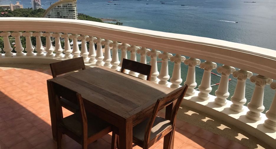 Condo en alquiler de 3 habitaciones en Bang Lamung, Chonburi