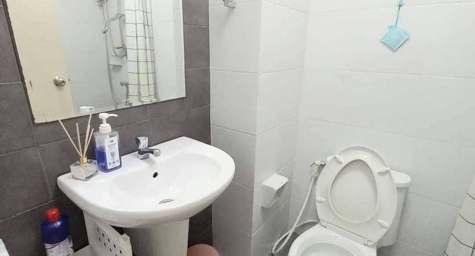 For rent 1 bed condo in Khlong San, Bangkok