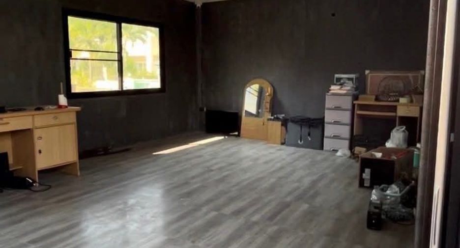 Casa en venta de 4 habitaciones en Doi Saket, Chiang Mai