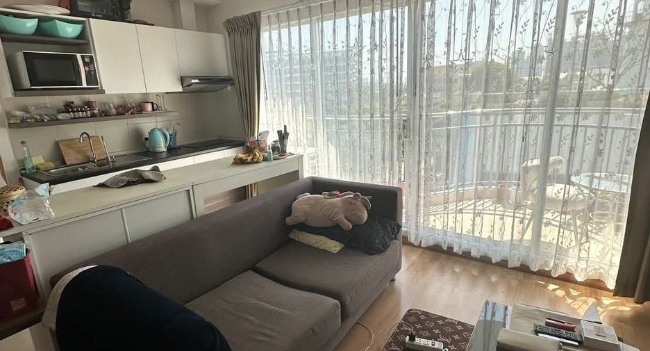 For rent 2 bedrooms condo in Bang Lamung, Chonburi