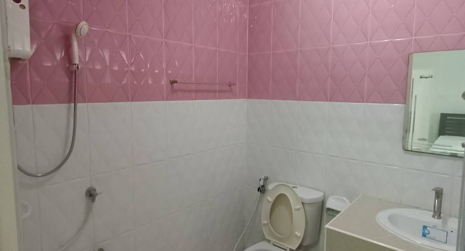 For sale 2 bedrooms house in Mueang Chiang Mai, Chiang Mai