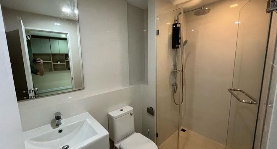 For sale 1 bed condo in Huai Khwang, Bangkok