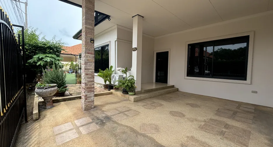 For rent 3 bedrooms villa in Hua Hin, Prachuap Khiri Khan