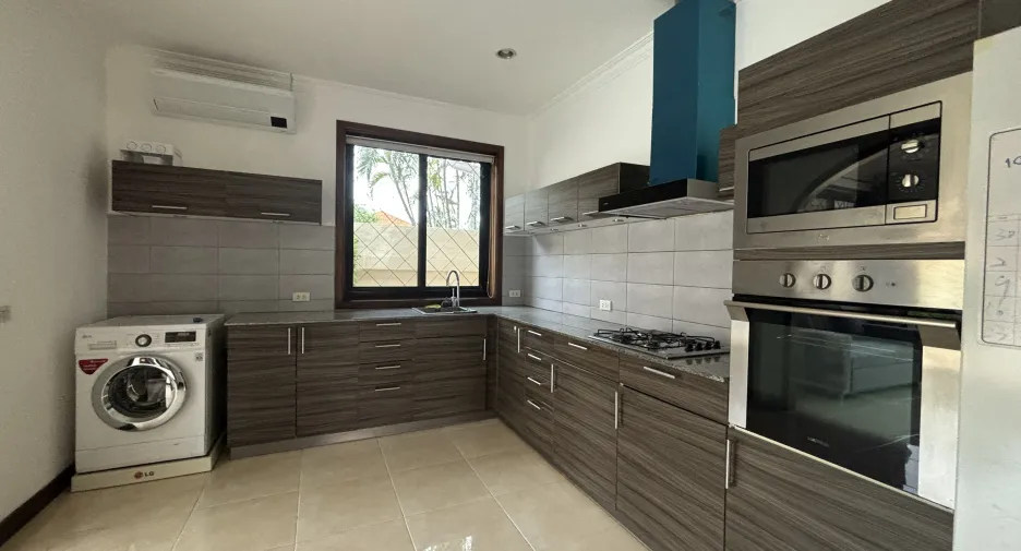 For rent 3 bedrooms villa in Hua Hin, Prachuap Khiri Khan