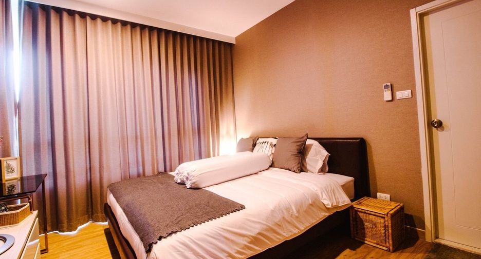 For sale and for rent 2 bedrooms condo in Si Racha, Chonburi