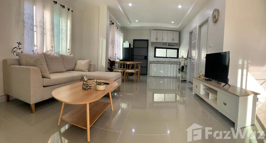 出租 4 卧室 联排别墅 在 San Sai, Chiang Mai