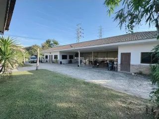 For rent 5 bedrooms house in San Sai, Chiang Mai