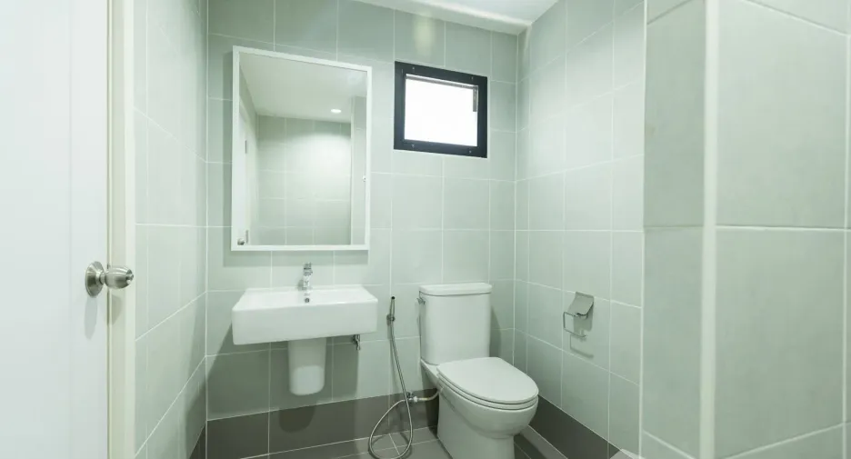 For sale 4 bedrooms house in Saraphi, Chiang Mai