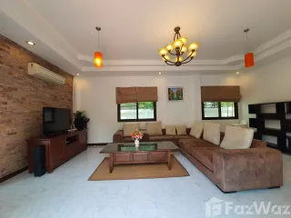 À vendre et à louer 4 chambres villa à Hua Hin, Prachuap Khiri Khan