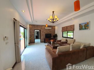 À vendre et à louer 4 chambres villa à Hua Hin, Prachuap Khiri Khan