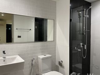 For sale 1 Beds condo in Phra Khanong, Bangkok
