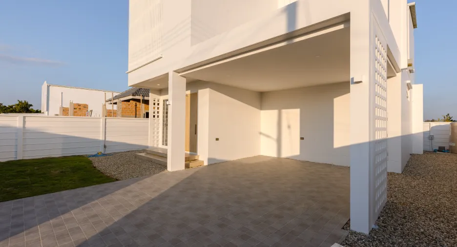 For sale 3 bedrooms house in Saraphi, Chiang Mai