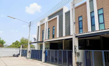 ขาย 4 ห้องนอน ทาวน์เฮ้าส์ ใน สารภี, เชียงใหม่