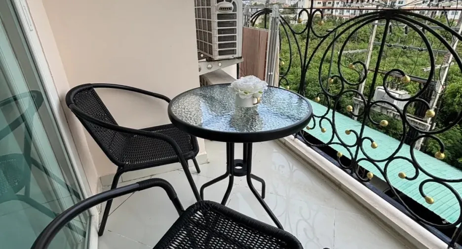 Wohnung zur Miete mit 1 Zimmer in Bang Lamung, Chonburi