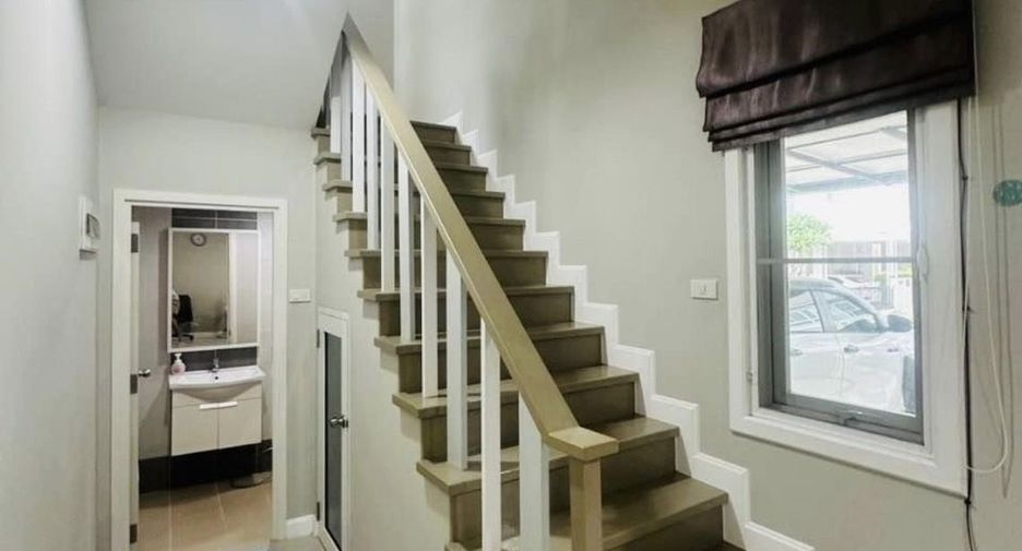 For rent 3 bedrooms house in Mueang Chiang Mai, Chiang Mai
