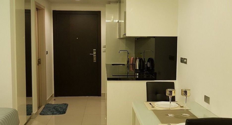 Wohnung zum Kauf und zur Miete mit Studio in Bang Lamung, Chonburi