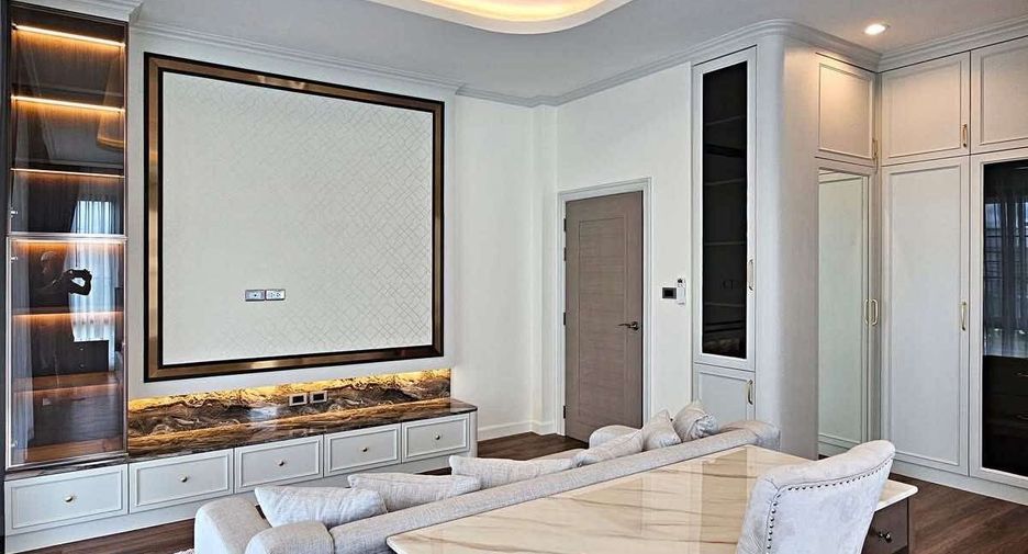 For sale 5 bedrooms villa in Hang Dong, Chiang Mai