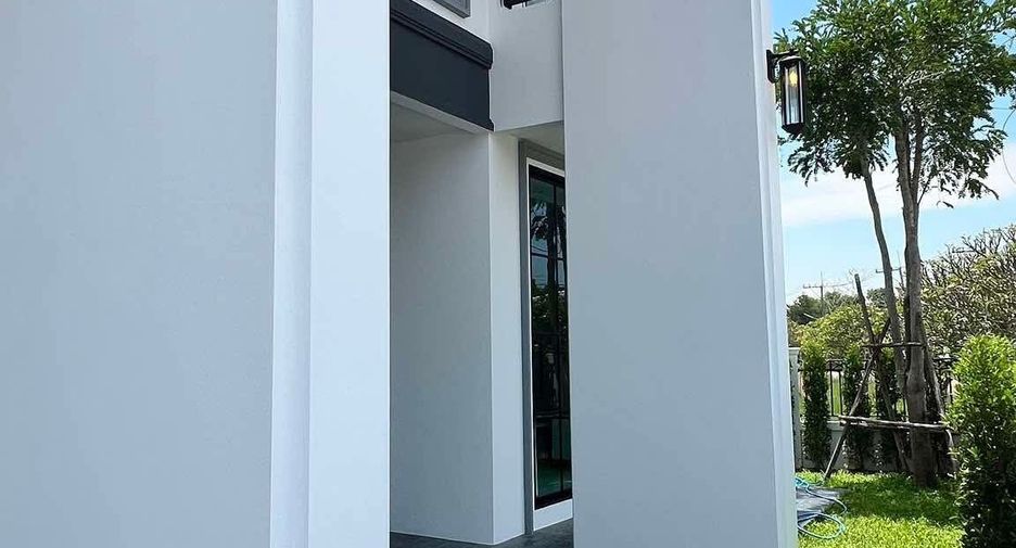 For sale 5 bedrooms villa in Hang Dong, Chiang Mai