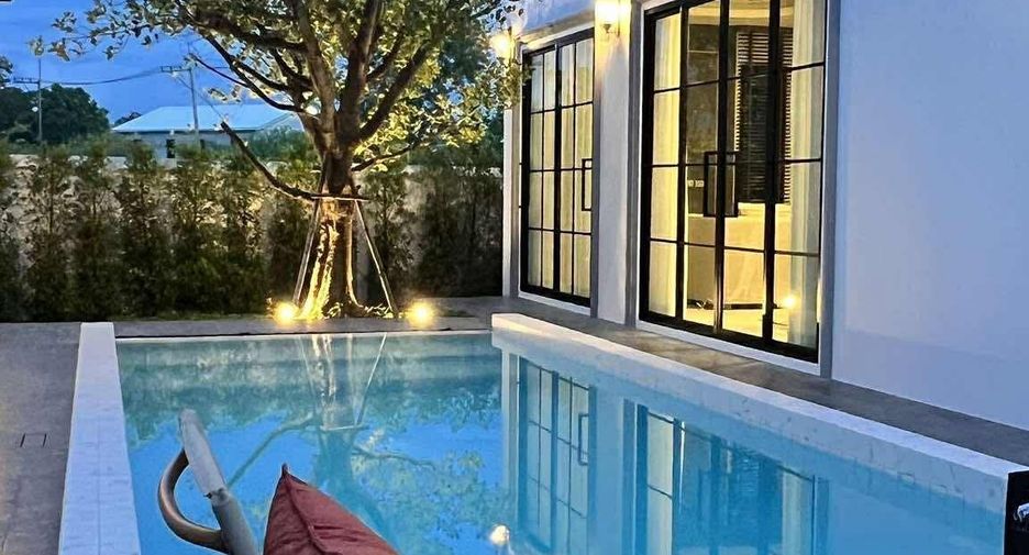 For sale 5 bedrooms villa in Hang Dong, Chiang Mai
