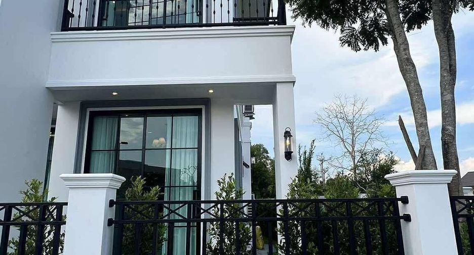 For sale 5 bedrooms villa in Hang Dong, Chiang Mai