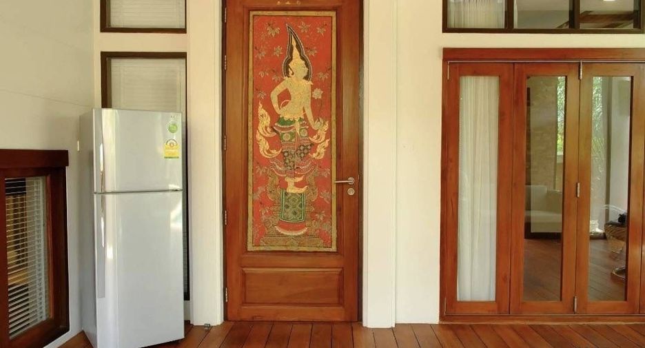 Villa zum Kauf mit 4 Zimmer in Bang Lamung, Chonburi