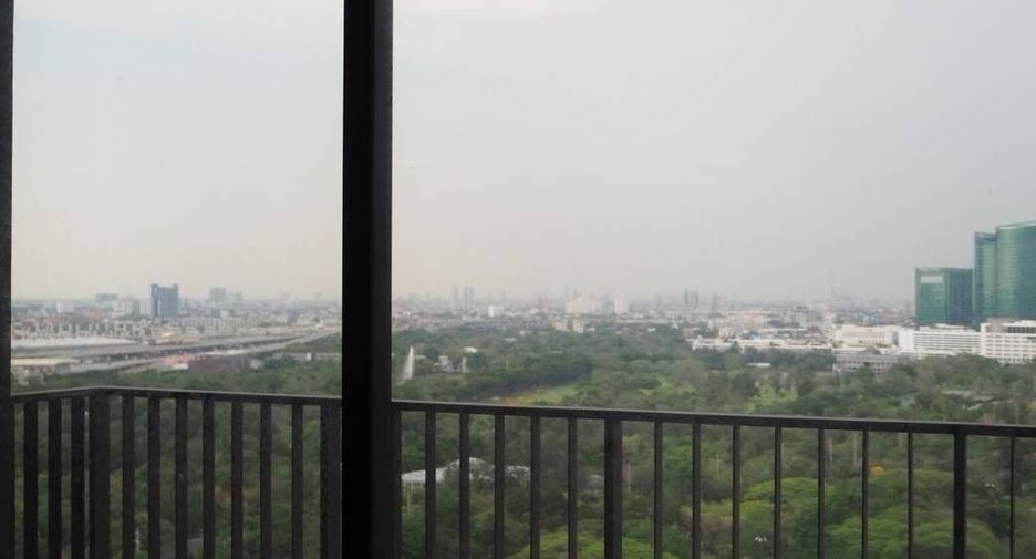 For sale and for rent 3 bedrooms condo in Chatuchak, Bangkok