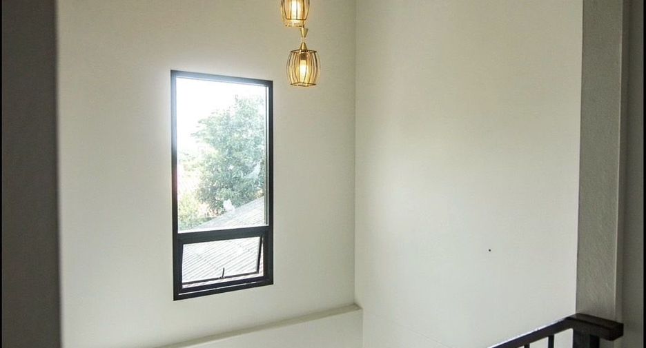 Casa en venta de 3 habitaciones en San Kamphaeng, Chiang Mai