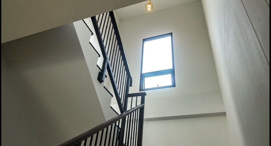 Casa en venta de 3 habitaciones en San Kamphaeng, Chiang Mai