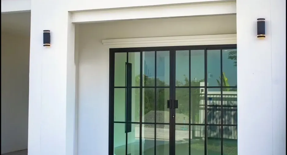 Casa en venta de 3 habitaciones en San Kamphaeng, Chiang Mai