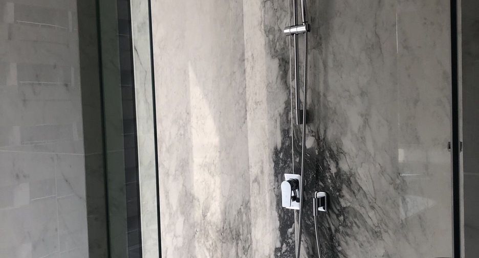 Wohnung zum Kauf mit 1 Zimmer in Pathum Wan, Bangkok