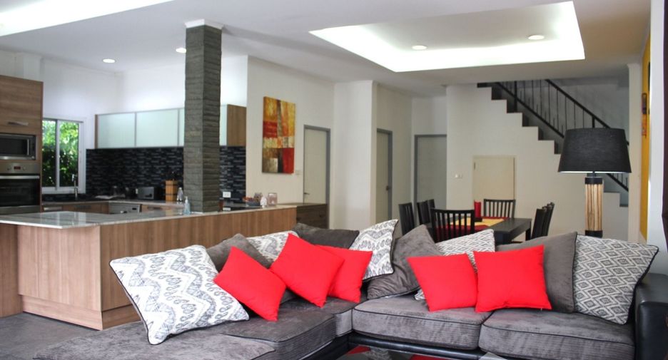 For rent 5 bedrooms villa in Hua Hin, Prachuap Khiri Khan
