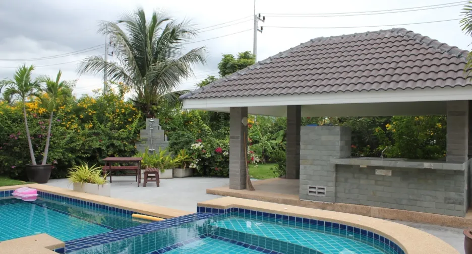 For rent 5 bedrooms villa in Hua Hin, Prachuap Khiri Khan