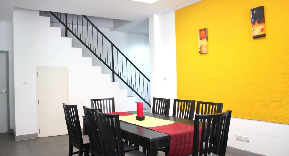 For rent 5 bedrooms villa in Hua Hin, Prachuap Khiri Khan