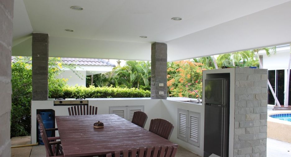 For rent 5 bedrooms villa in Hua Hin, Prachuap Khiri Khan
