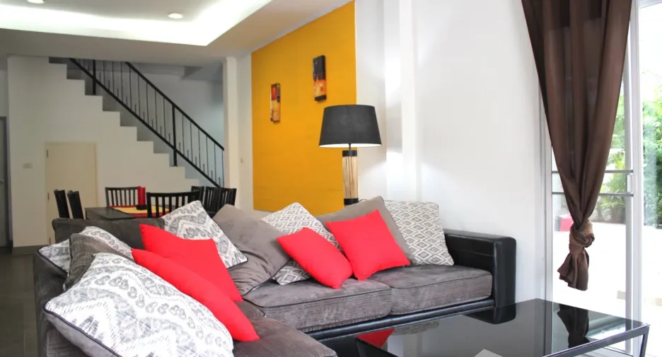 For rent 5 bedrooms villa in Hua Hin, Prachuap Khiri Khan
