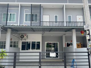 For Rent 3 Bedroom Townhouse In Bang Lamung, Chonburi