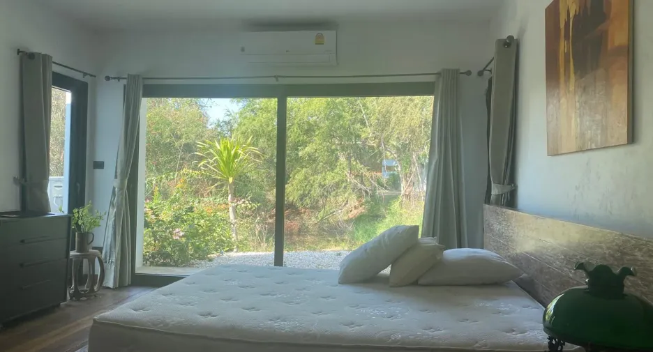 For sale 3 bedrooms villa in Cha Am, Phetchaburi