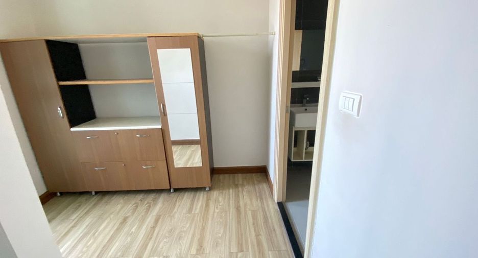 À vendre et à louer 1 chambre condo à Si Racha, Chonburi