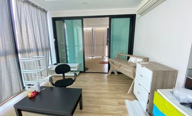 Продажа и аренда 1 кровать кондо в Si Racha, Чонбури