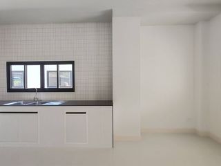 Casa en venta de 4 habitaciones en Hang Dong, Chiang Mai