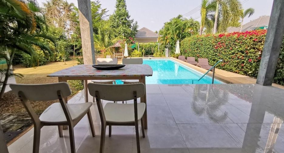 For sale 3 ベッドルーム villa in Bang Lamung, Chonburi