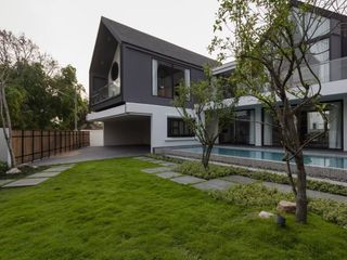 À vendre et à louer 5 chambres villa à Mueang Chiang Mai, Chiang Mai