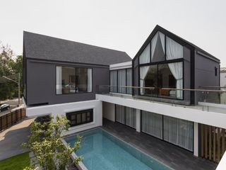 À vendre et à louer 5 chambres villa à Mueang Chiang Mai, Chiang Mai