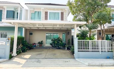 À vendre 4 chambres maison à Phra Samut Chedi, Samut Prakan